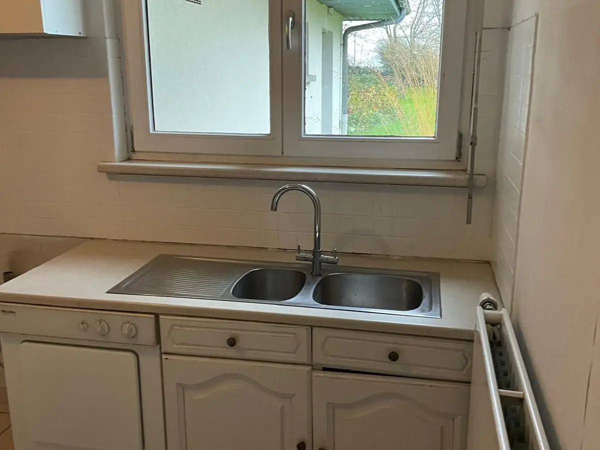 Cuisine vide avec évier double